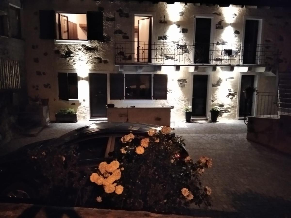 B&B Fanchetti 1938 Sondrio Exterior foto